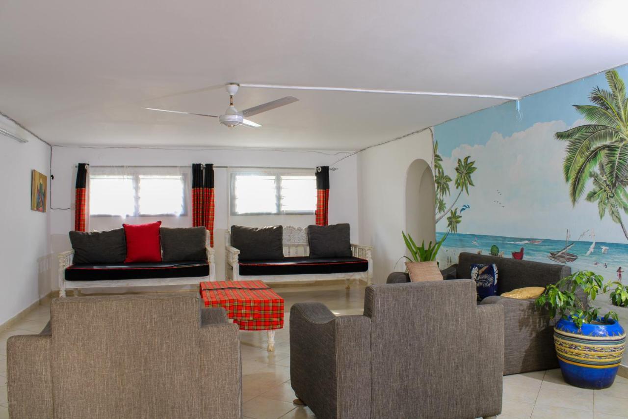 Maasai Villas Mombasa Exteriör bild