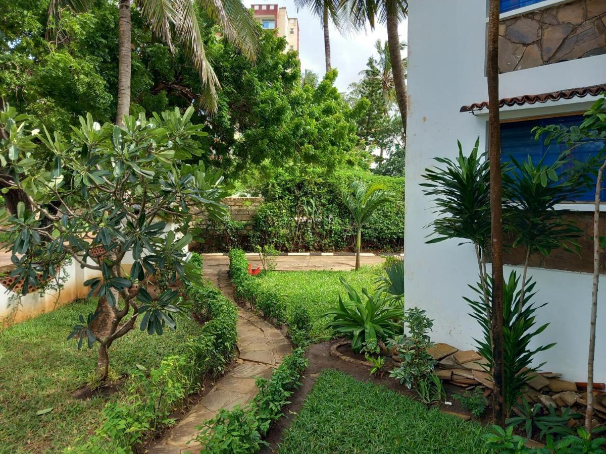 Maasai Villas Mombasa Exteriör bild