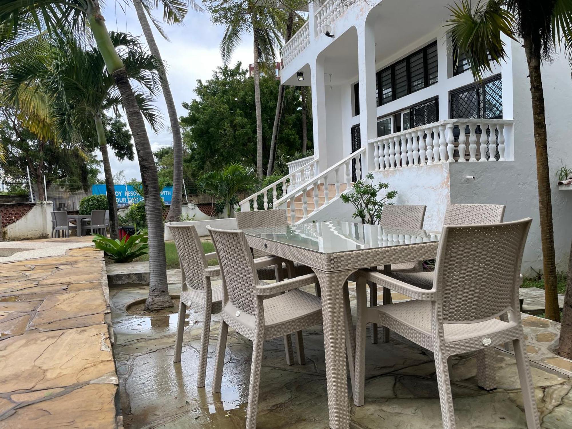 Maasai Villas Mombasa Exteriör bild