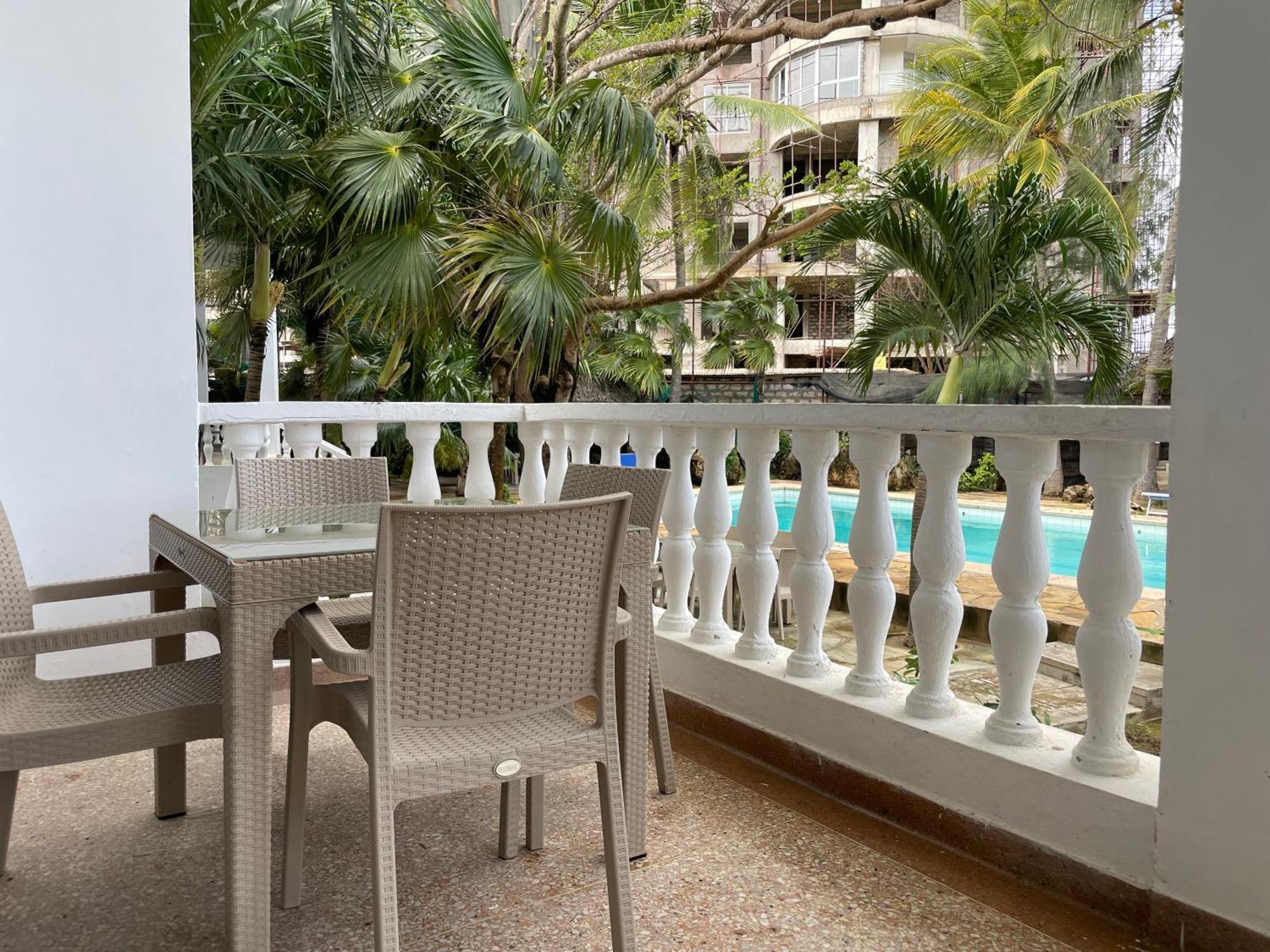 Maasai Villas Mombasa Exteriör bild